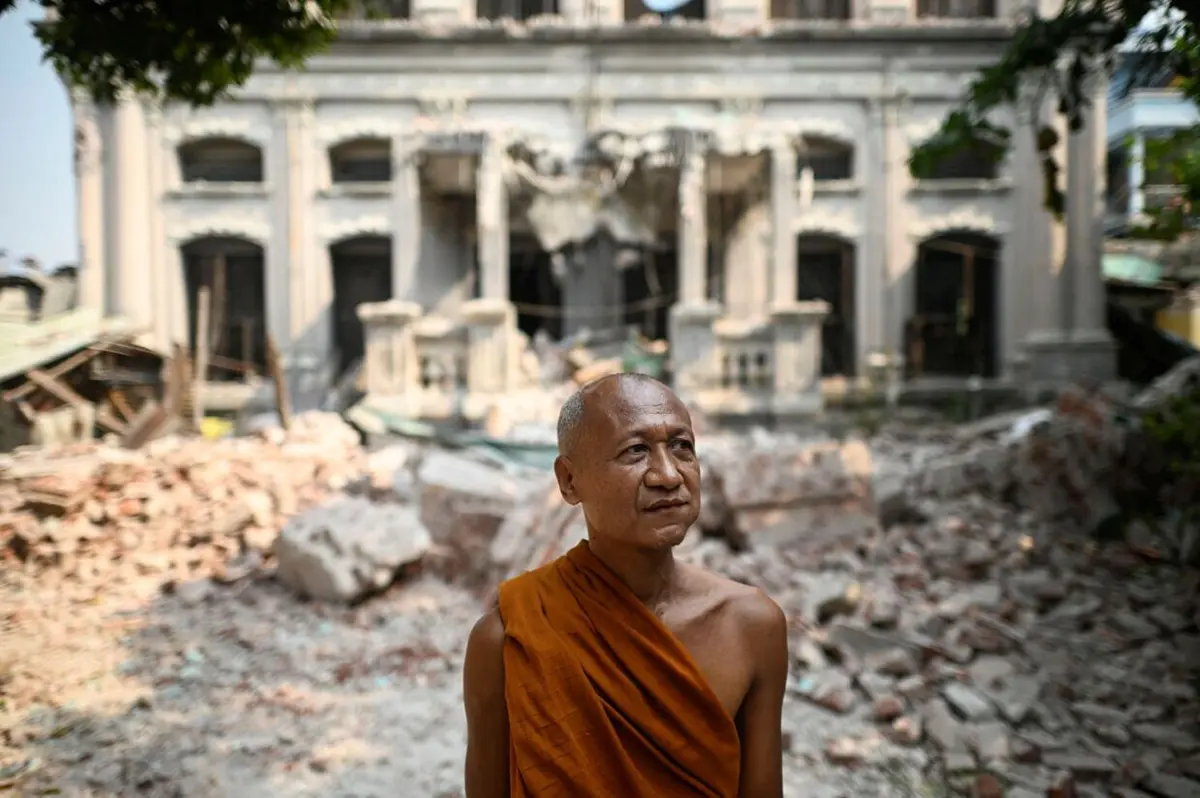 Sismo causou 3700 mortes e vasta destruição material (DR/Tortoise)