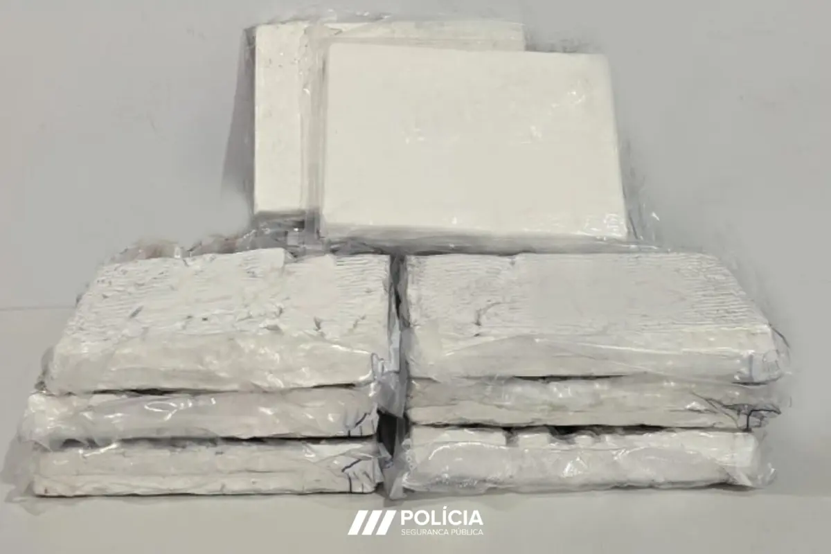 Imagem de contexto do artigo PSP apreende quatro quilos de cocaína a condutor nervoso no Porto