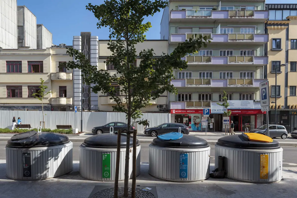 Imagem de contexto do artigo Governo congela taxa de embalagens e tira mais de 40 milhões às câmaras