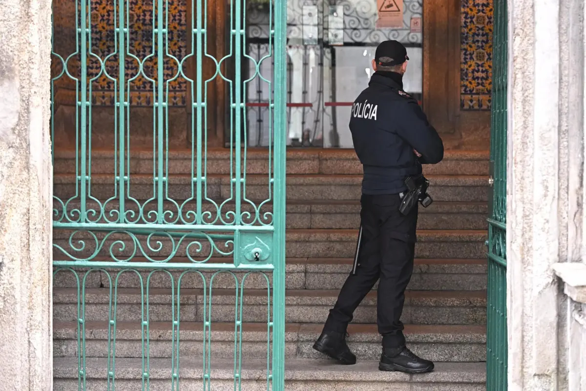 As instalações foram evacuadas