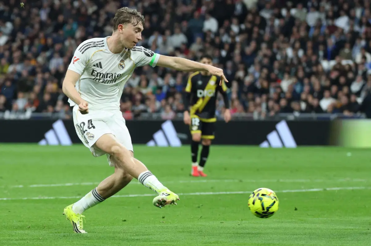 Huijsen, defesa do Real Madrid