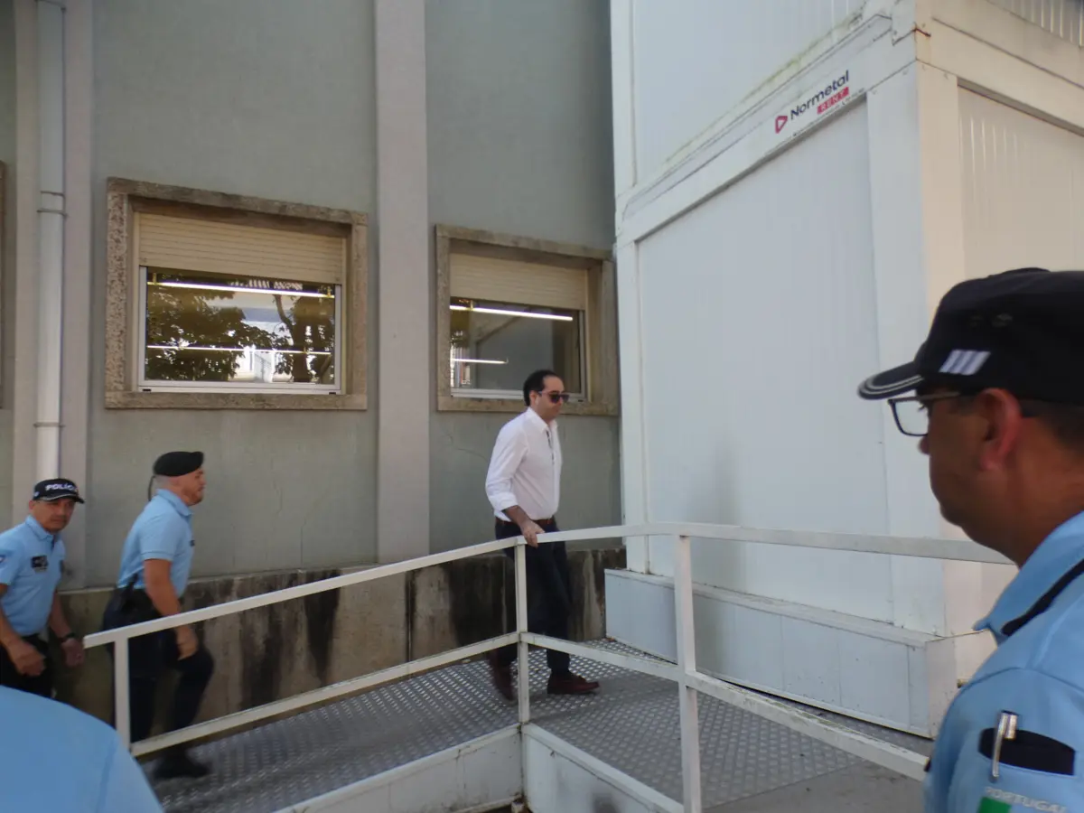 Fernando Valente à chegada do Tribunal de Aveiro esta terça-feira