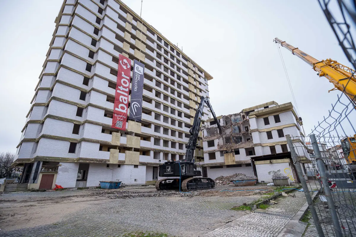 Imagem de contexto do artigo VianaPolis cede terreno do prédio Coutinho para construção de mercado em 2024