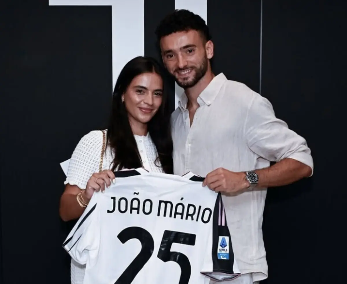 Adriana Costa acompanha o noivo na nova aventura em Itália