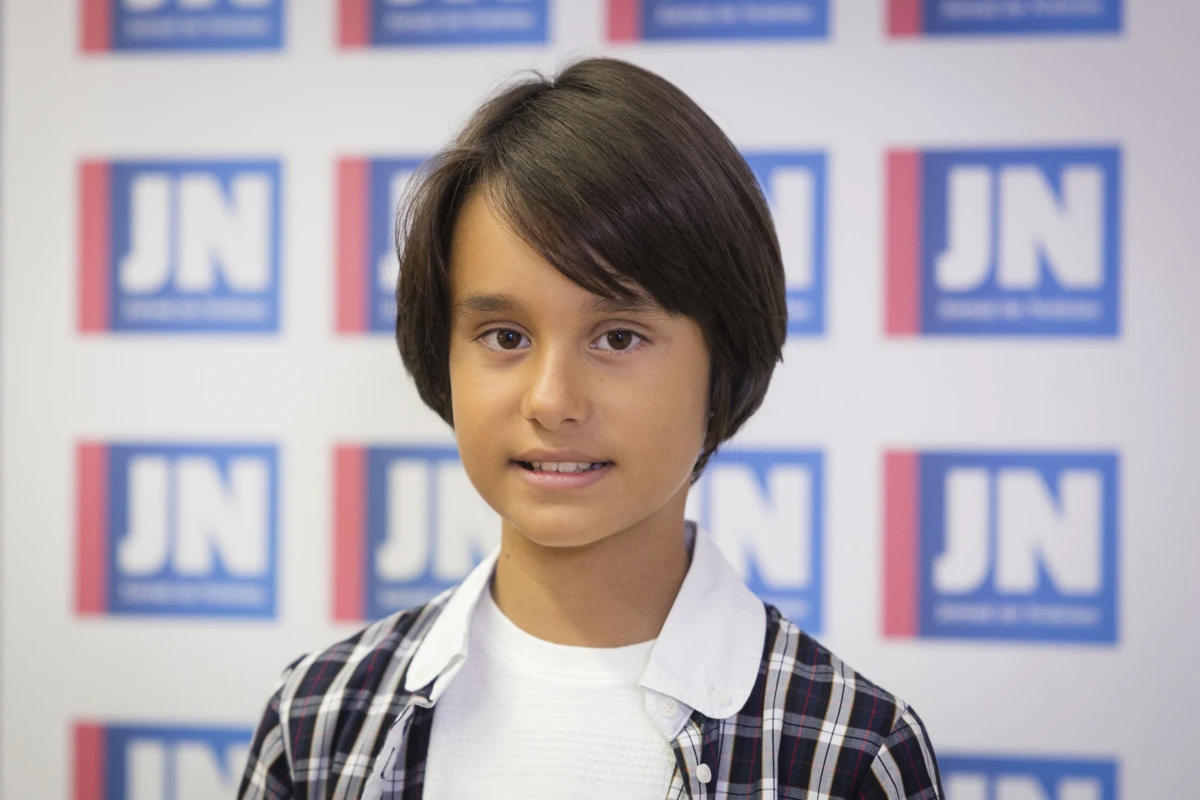 Salomão Bernardino foi premiado pela iniciativa "Bolsa de Mérito - Educação para todos"