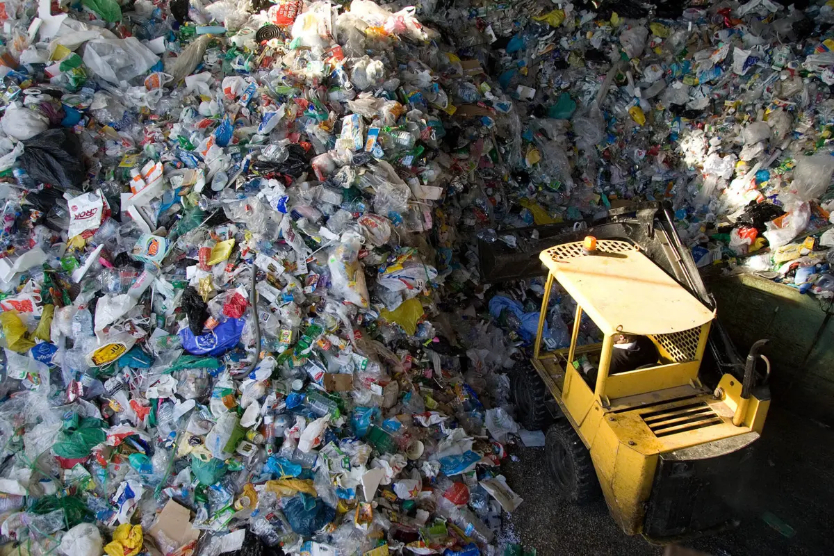 A recolha seletiva de lixo urbano continua a ser muito baixa