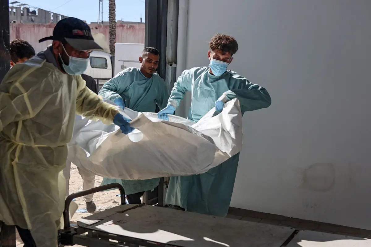 Brigadas al-Qassam garantiram que vão devolver o corpo durante o dia "se as condições no local o permitirem"