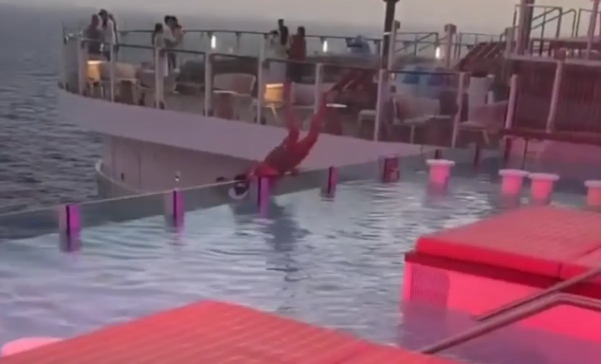 Tripulante fugiu depois de esfaquear colega de trabalho