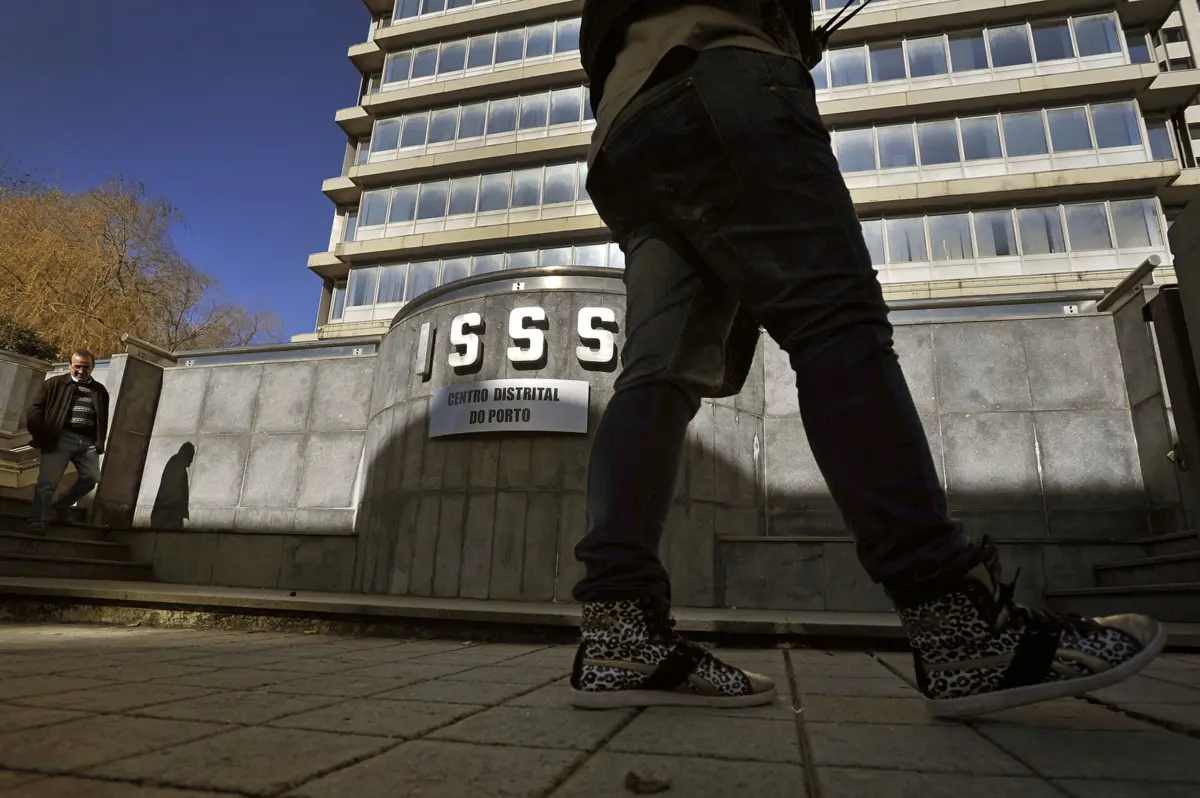 Imagem de contexto do artigo Trabalhadores da Segurança Social recebem prémio por cobrar dívidas