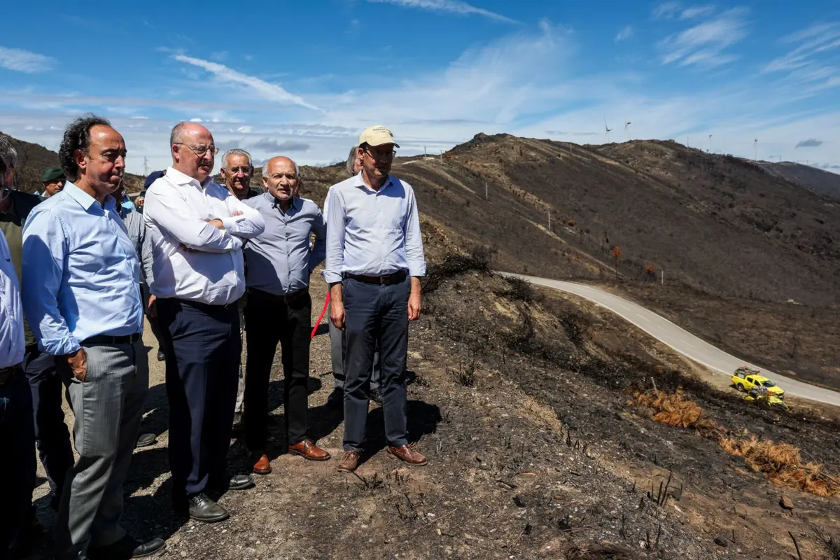 Ministro visitou áreas ardidas na Serra do Açor