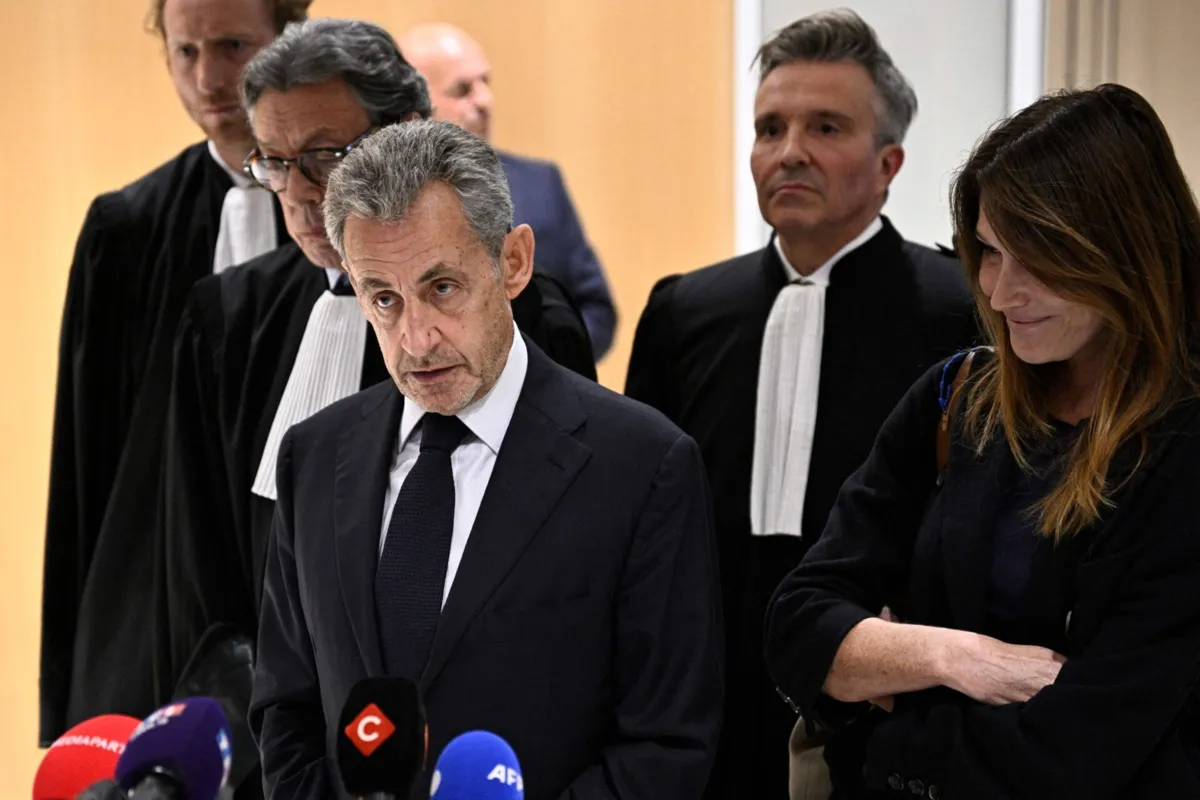 Sarkozy está detido desde 21 de outubro