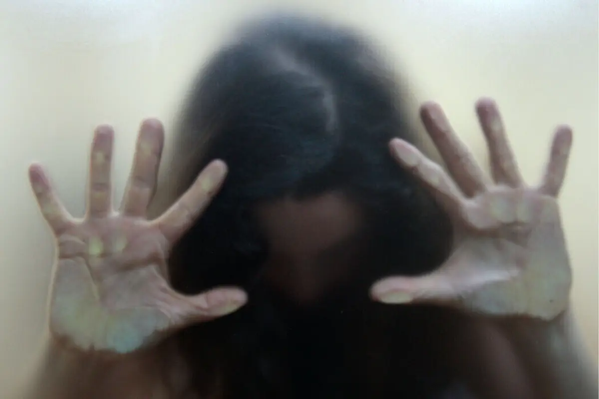 Juízes dizem que foi por a ofendida se ter recusado a depor que não se provou a esmagadora maioria dos episódios de violência