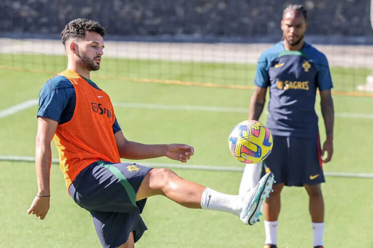 Gonçalo Ramos lesionou-se ao serviço da seleção