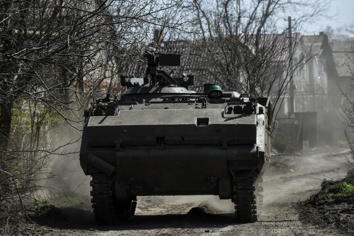 Militares ucranianos na região de Donetsk