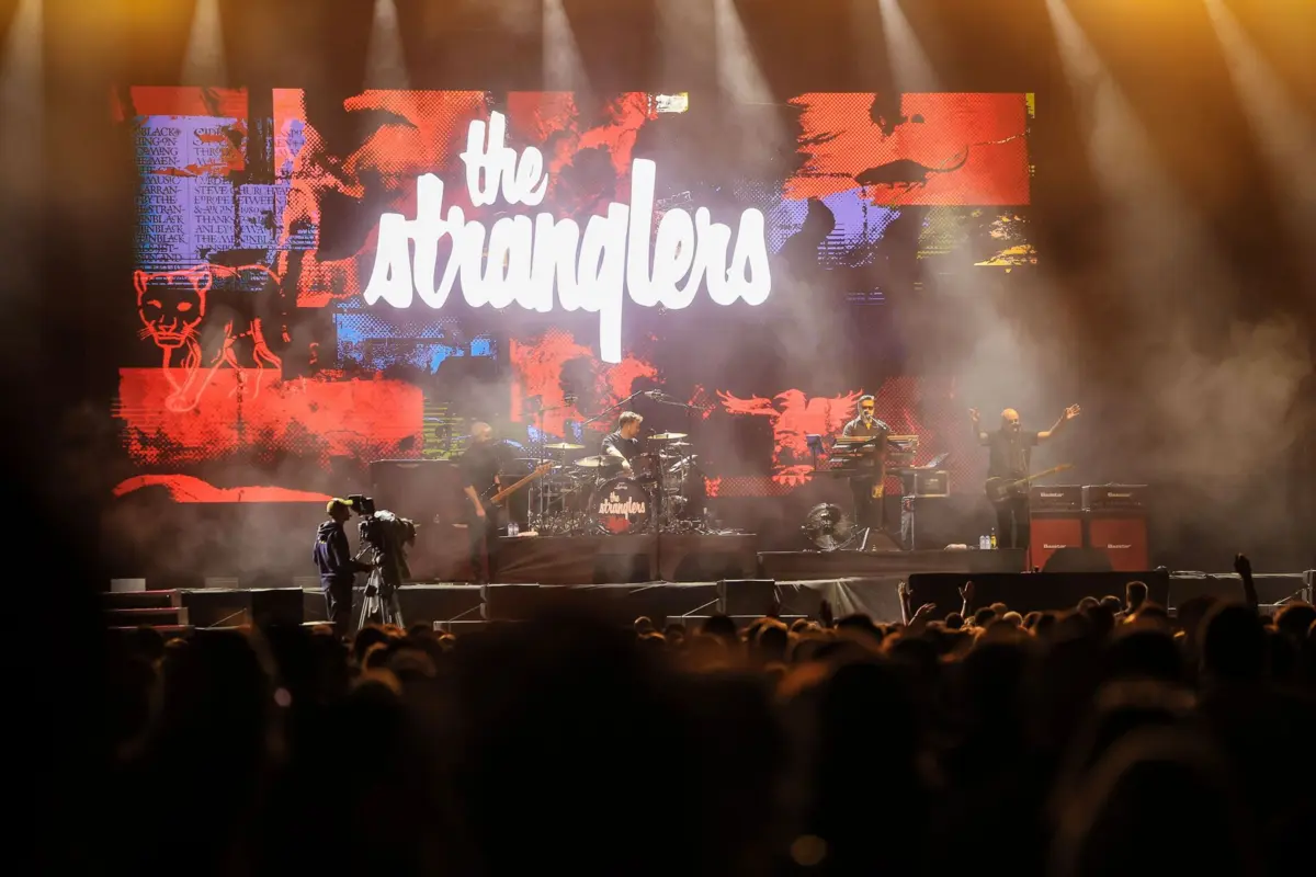 The Stranglers: uma congregação de público maduro no primeiro dia do Festival CA Vilar de Mouros 2025