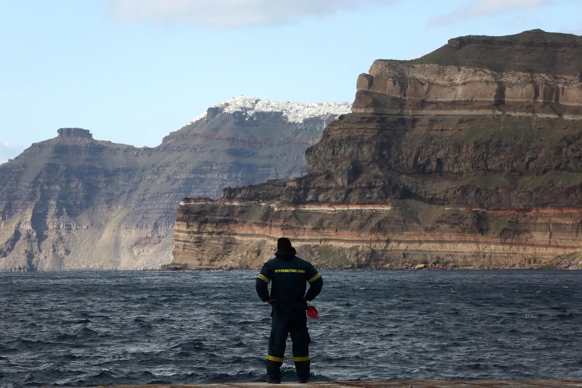 Há duas semanas que a região é atingida por uma série de centenas de sismos