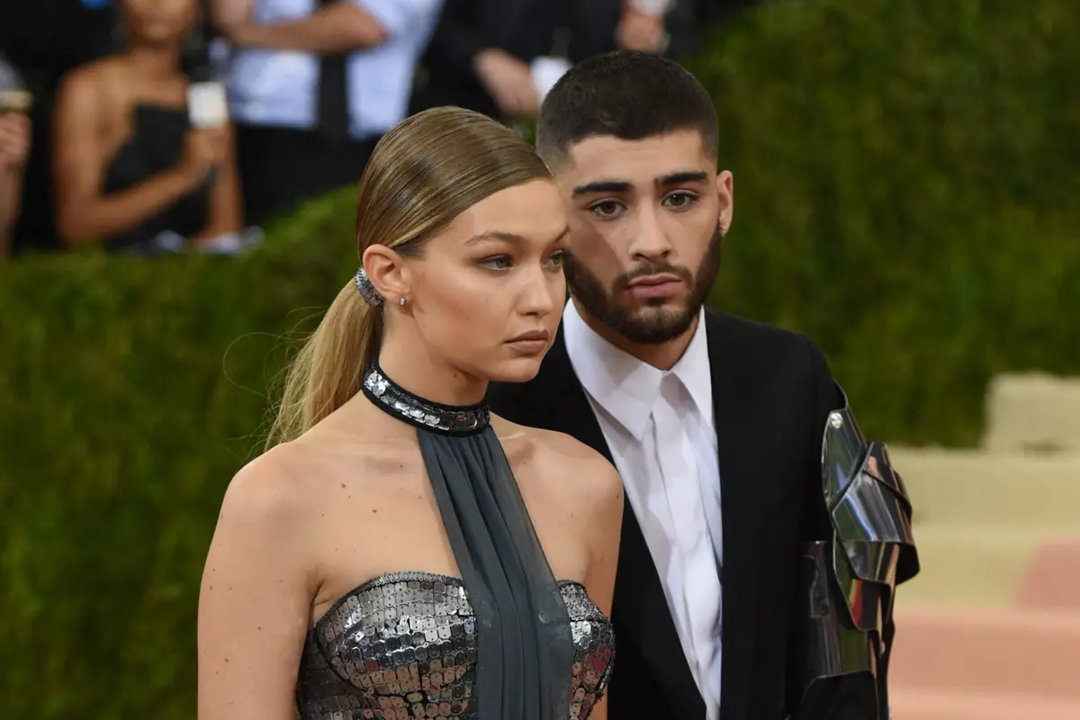 Oito anos depois, Zayn Malik fala ainda da saída dos One Direction