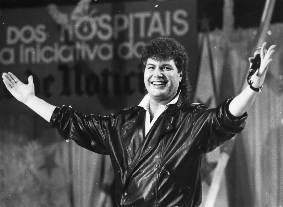 Carreira de Marco Paulo estendeu-se por mais de seis décadas e acumulou 140 discos de platina, ouro, prata e diamante