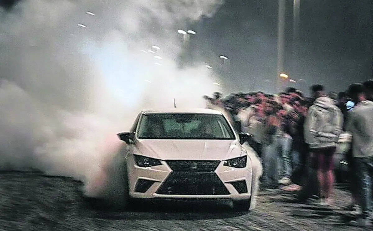 Corridas, manobras e intervenção da GNR foram publicadas nos grupos das redes sociais usados para anunciar os eventos de “street racing”