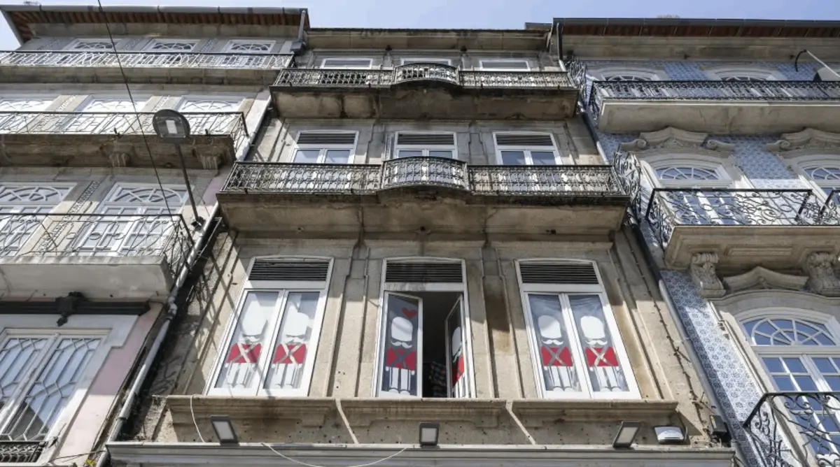 Imigrantes viviam em casos sem quaisquer contratos de arrendamento