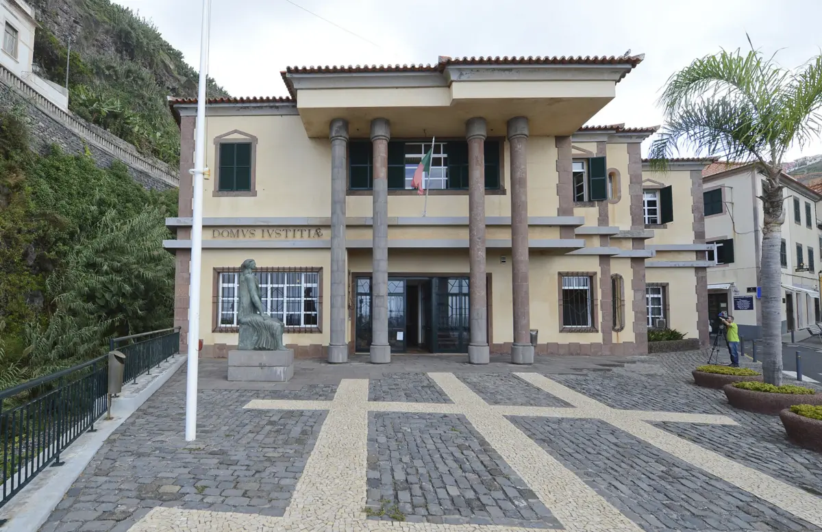 O Tribunal da Comarca da Madeira pediu o levantamento da imunidade parlamentar