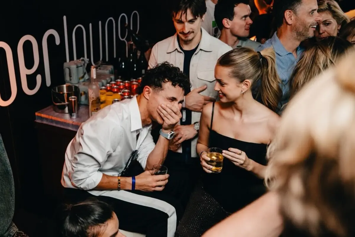 Lando Norris e Margarida Corceiro viveram juntos a noite mais marcante do ano na Fórmula 1