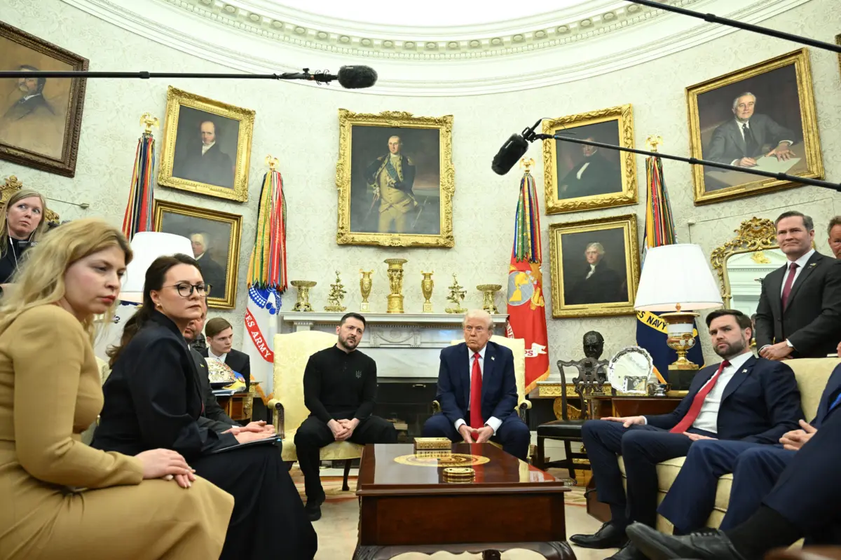 Imagem de contexto do artigo Trump intensifica guerra aos média