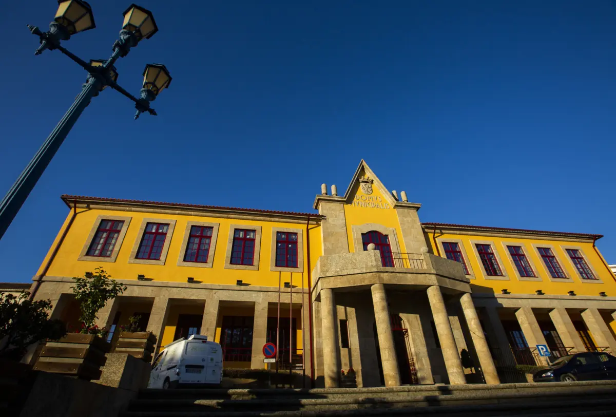 Presidente da Câmara diz querer colaborar para que se apurem todos os factos