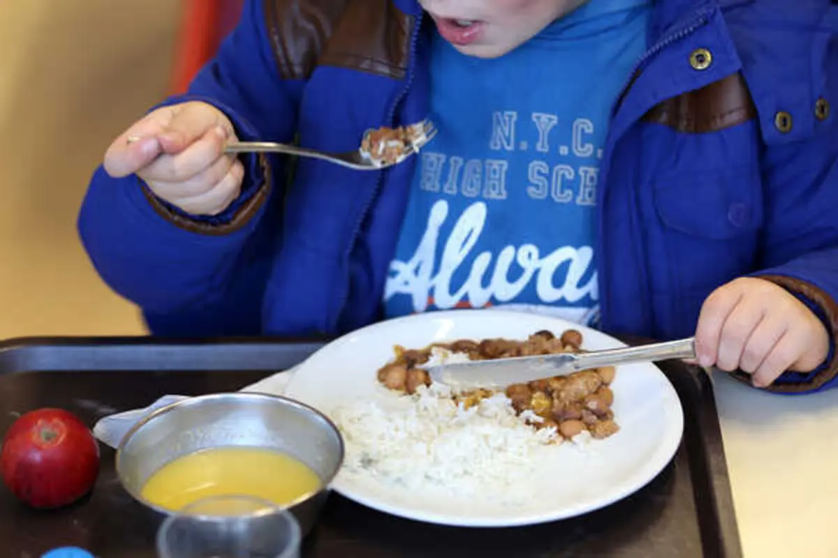 O objetivo é promover o consumo de fruta nacional autóctone nos estabelecimentos do ensino público