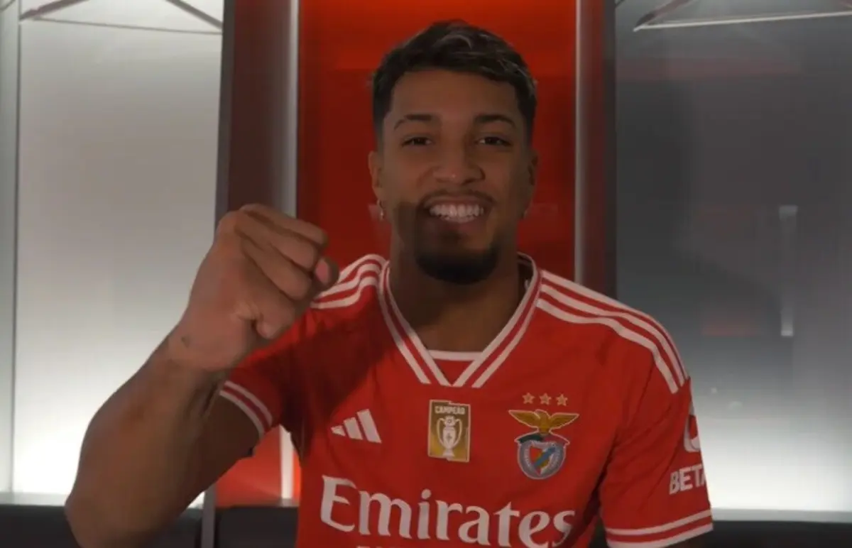 Marcos Leonardo foi oficializado em vídeo