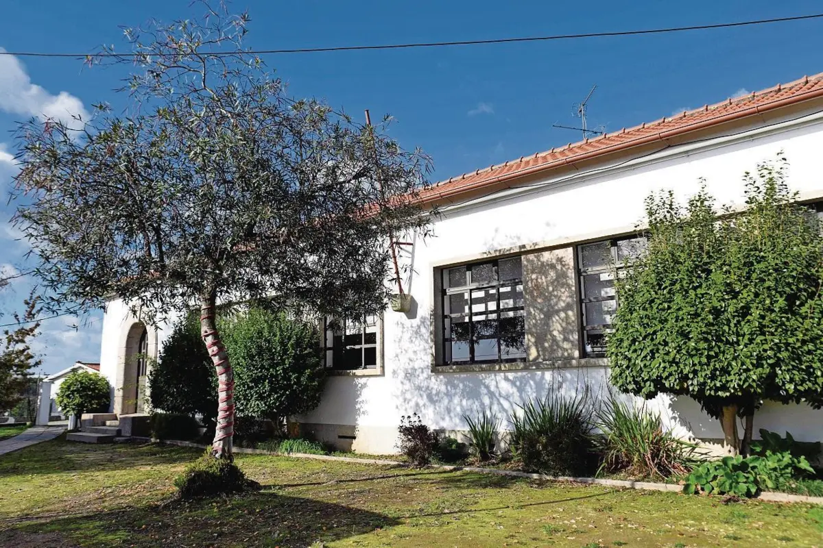 Parque escolar de Famalicão está a ser renovado