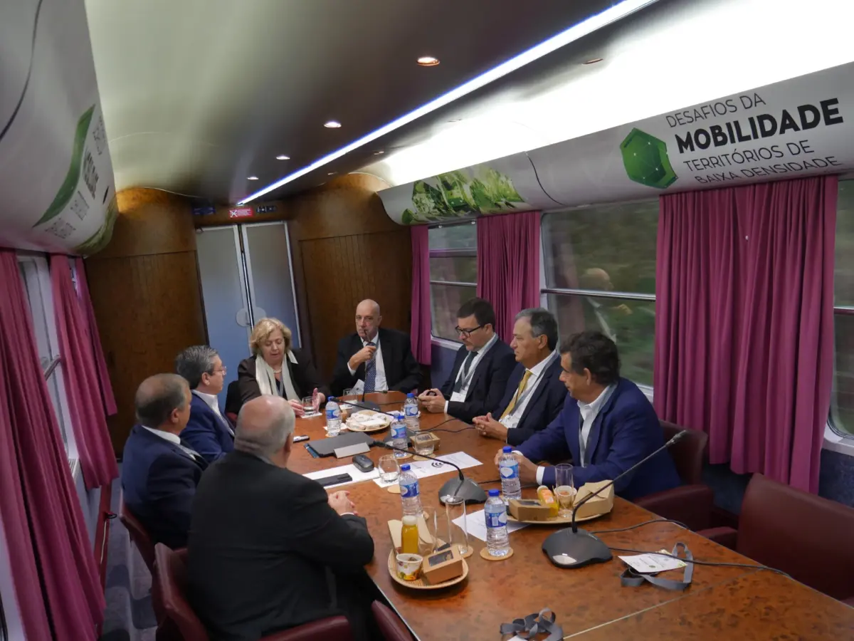 Autarcas e especialistas viajaram de comboio desde Lisboa até à Covilhã
