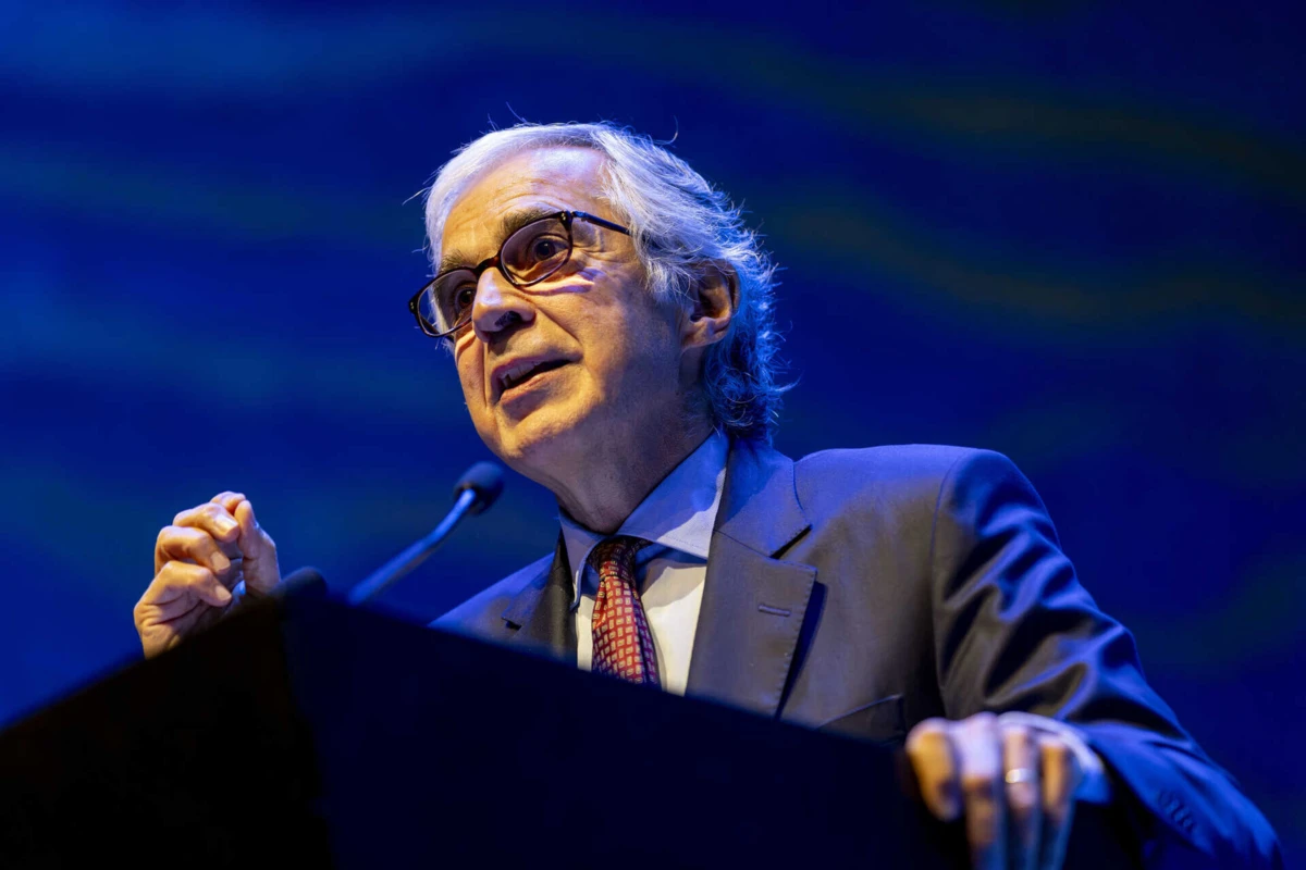 O militante do PSD e presidente da Assembleia da República Aguiar-Branco