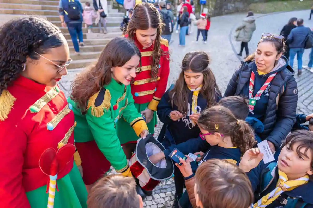 A iniciativa ganha ainda mais vida dentro do parque, com a ação "Pequenos gestos, grandes sorrisos"
