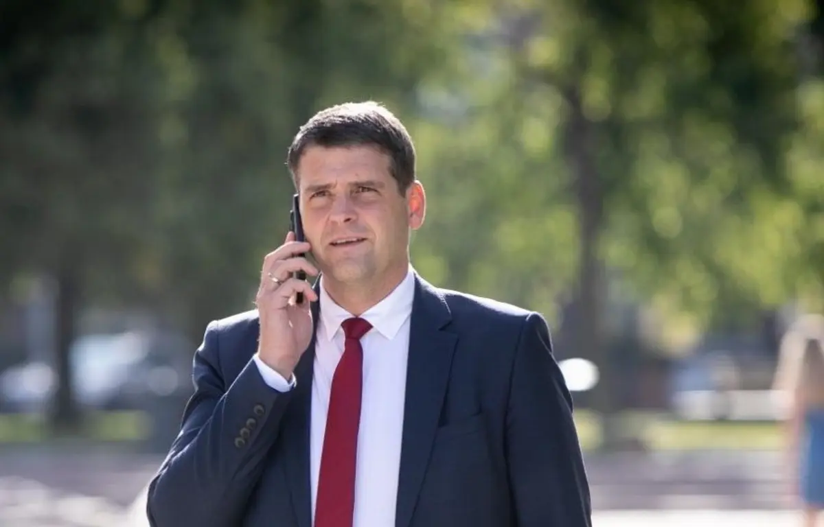 Em maio e junho de 2023, Žemaitaitis fez diversas publicações no Facebook nas quais fez troça do povo judeu