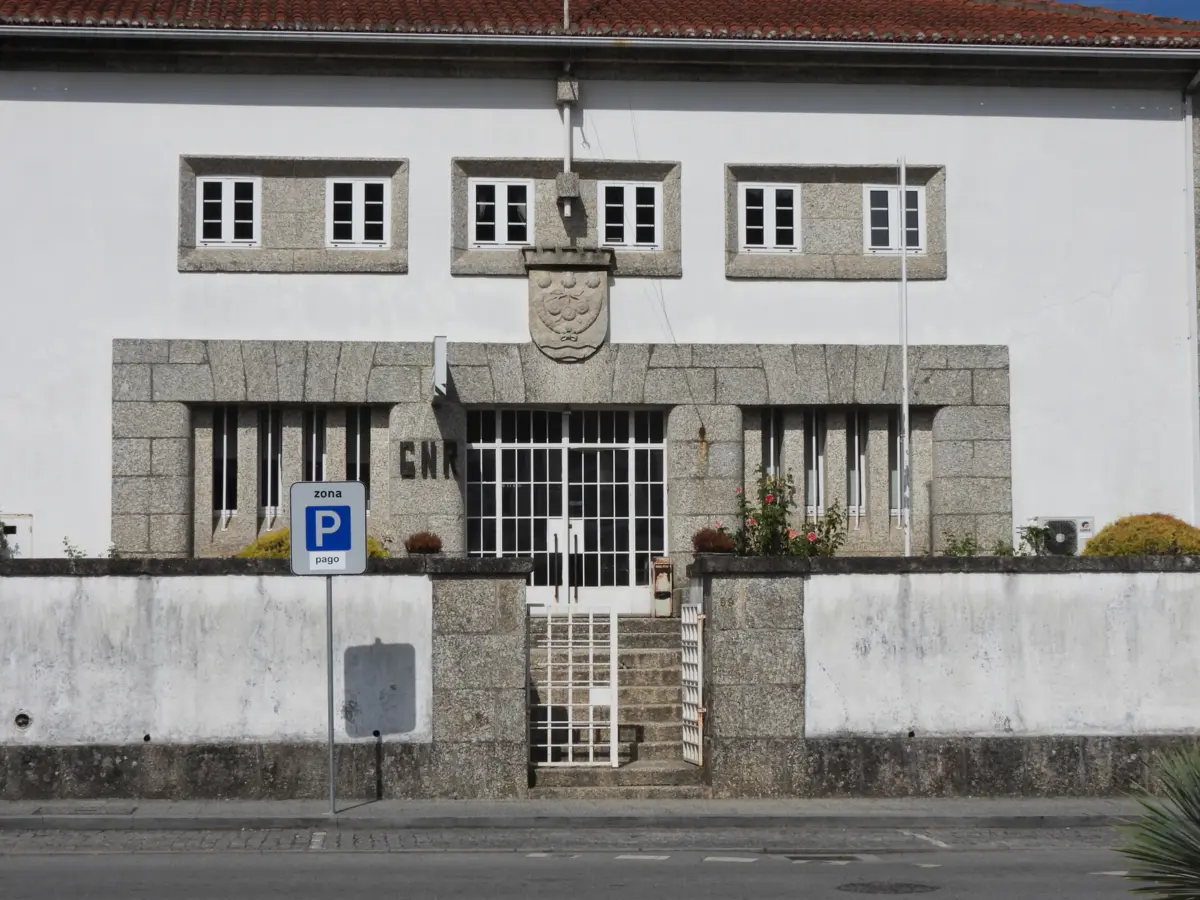 O posto da GNR de Vieira do Minho ficou danificado
