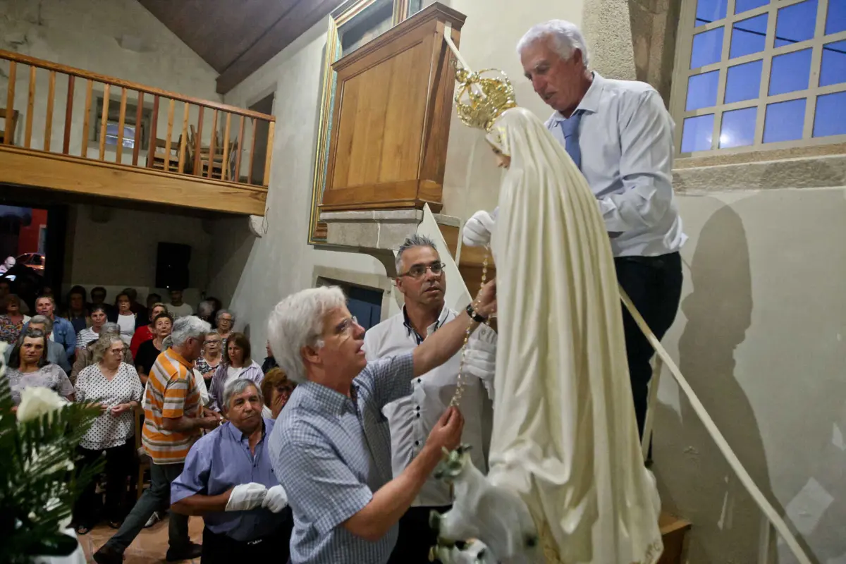 Imagem foi transportada por pescadores