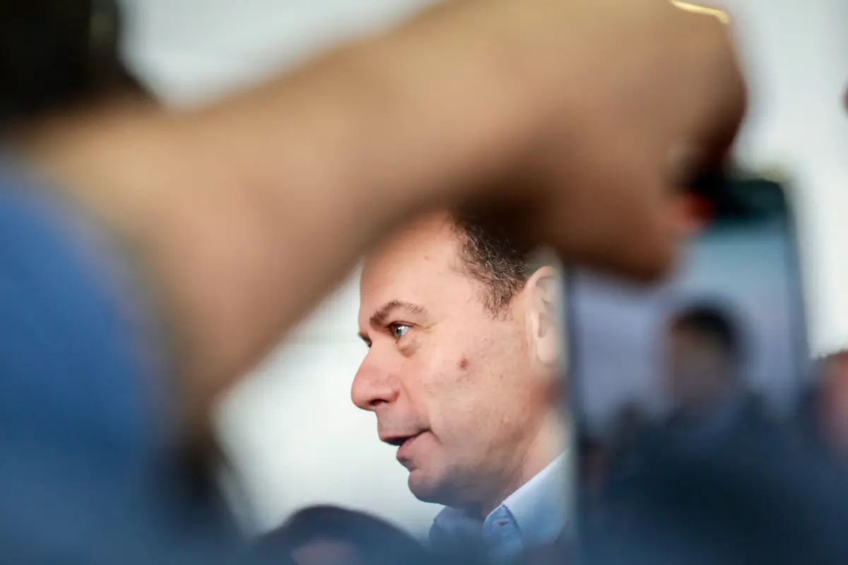 Em causa estariam dúvidas dos magistrados sobre a declaração de rendimentos, património, interesses, incompatibilidades e impedimentos entregue por Luís Montenegro no Tribunal Constitucional