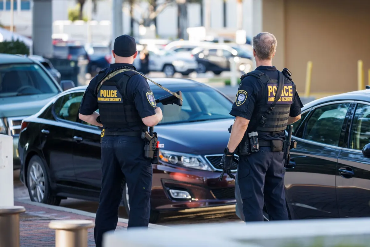 Polícia foi instruída para não proibir porte de armas em público