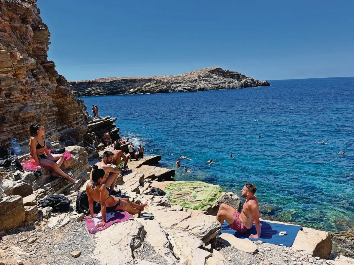 Dormida média diária em Tenerife fica por 90 euros