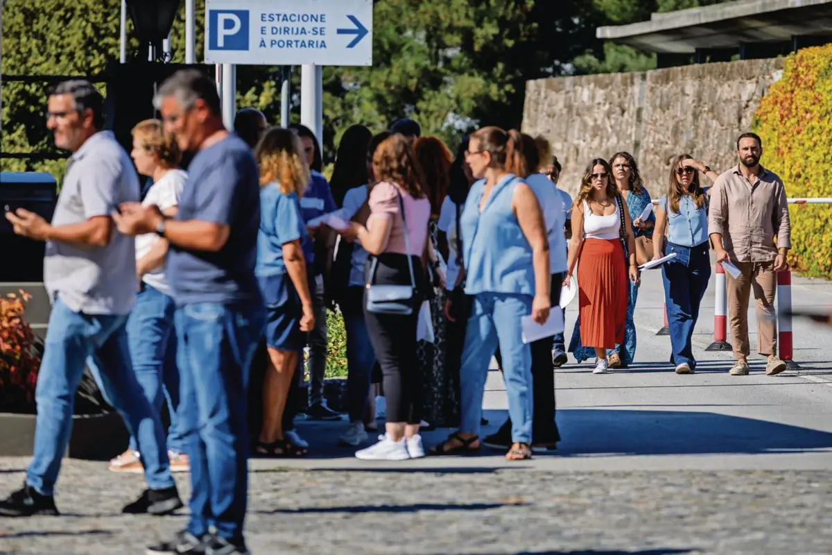 Trabalhadores foram chamados às instalações da sede do grupo têxtil, em Santo Tirso