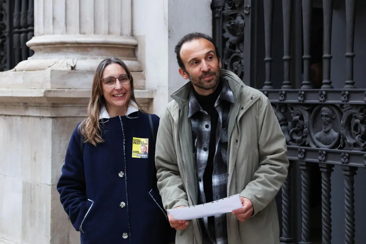 Candidato presidencial André Pestana fez declarações junto ao Palácio da Justiça, em Coimbra