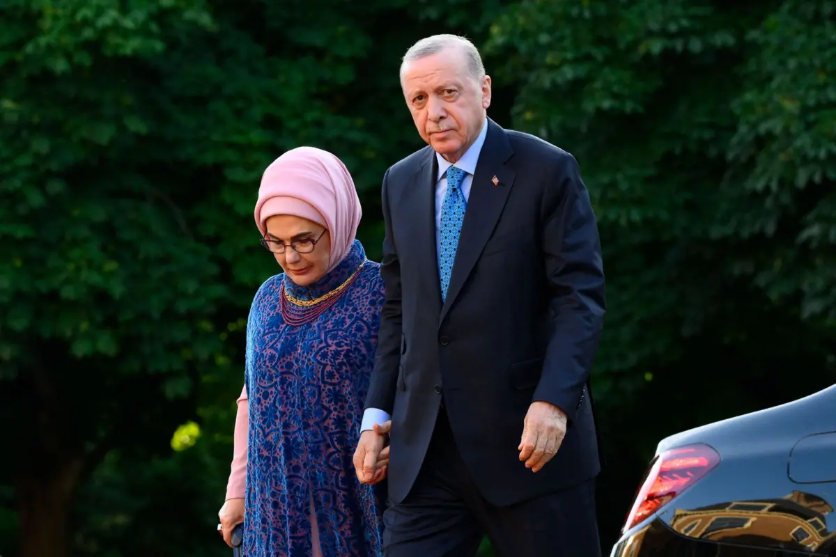 O presidente da Turquia, Recep Tayyip Erdogan, e a mulher Emine