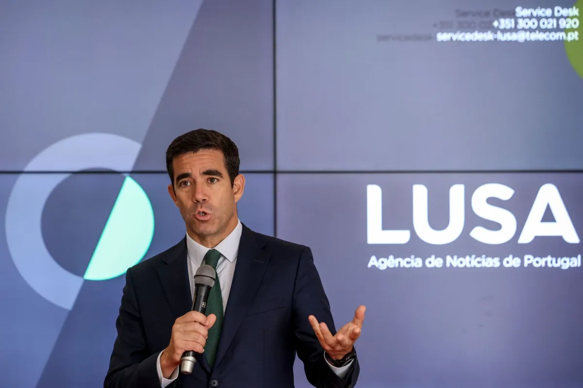 António Leitão Amaro visitou hoje a sede da Lusa