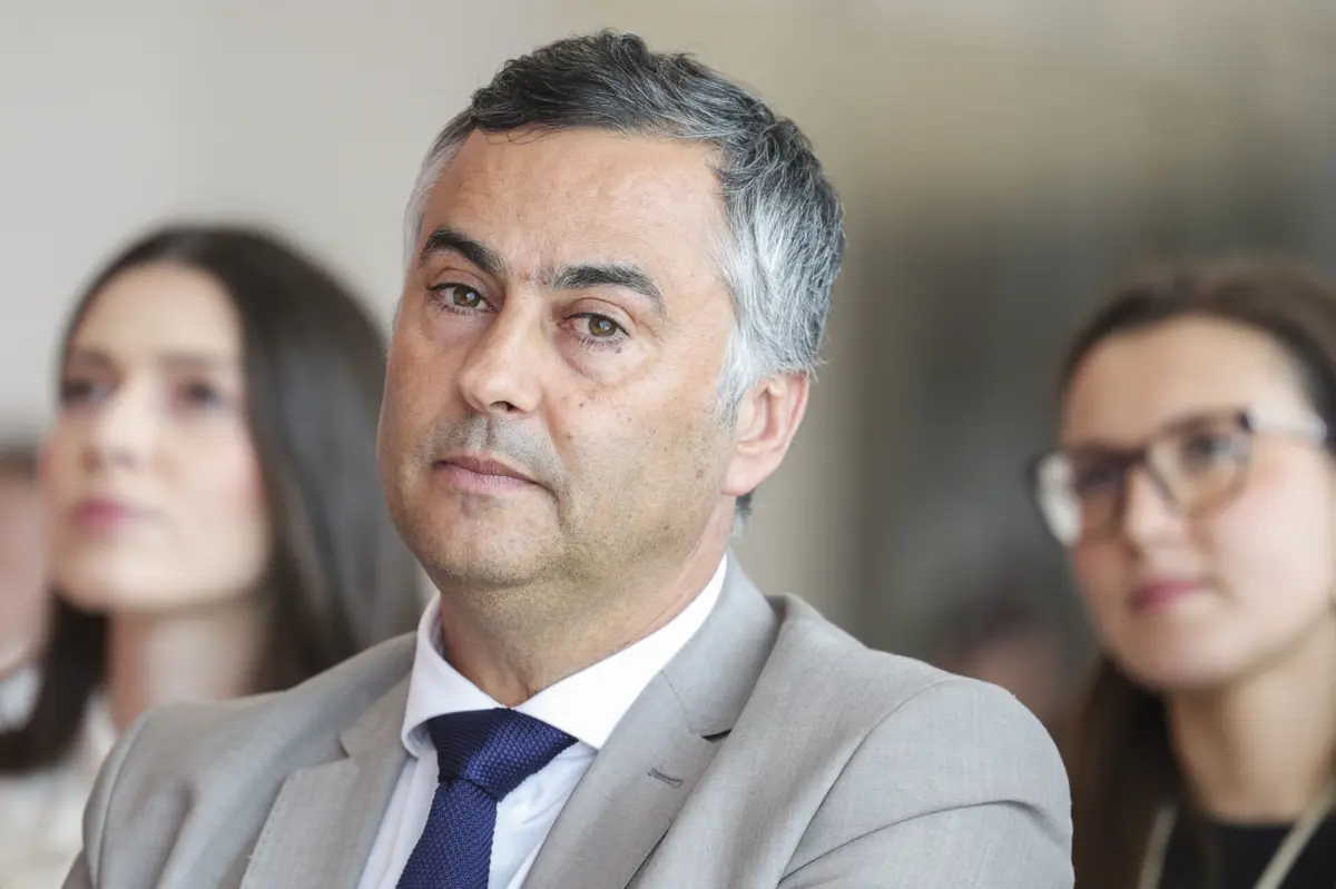 Fernando Alexandre disse que serão anunciados na próxima semana os termos do concurso extraordinário para as escolas com professores em falta