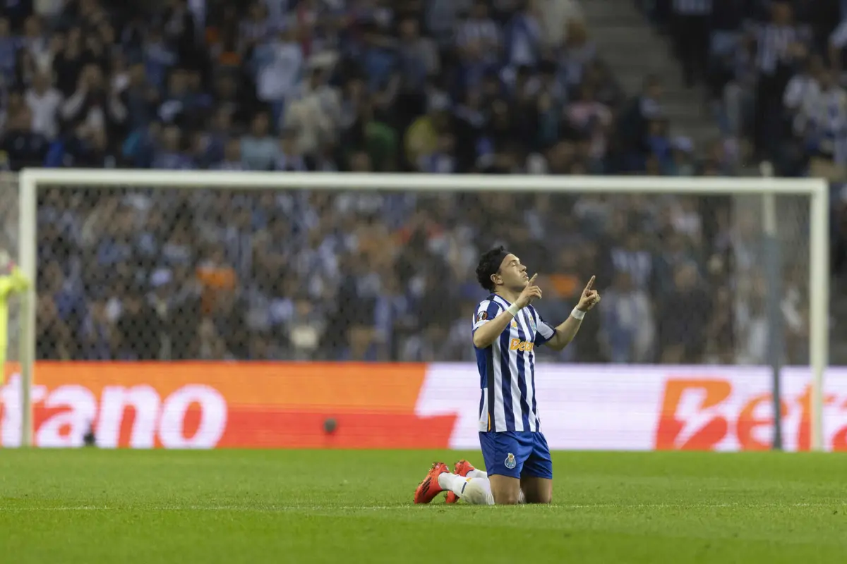 Pepê será uma das setas do F. C. Porto apontadas à baliza do Braga