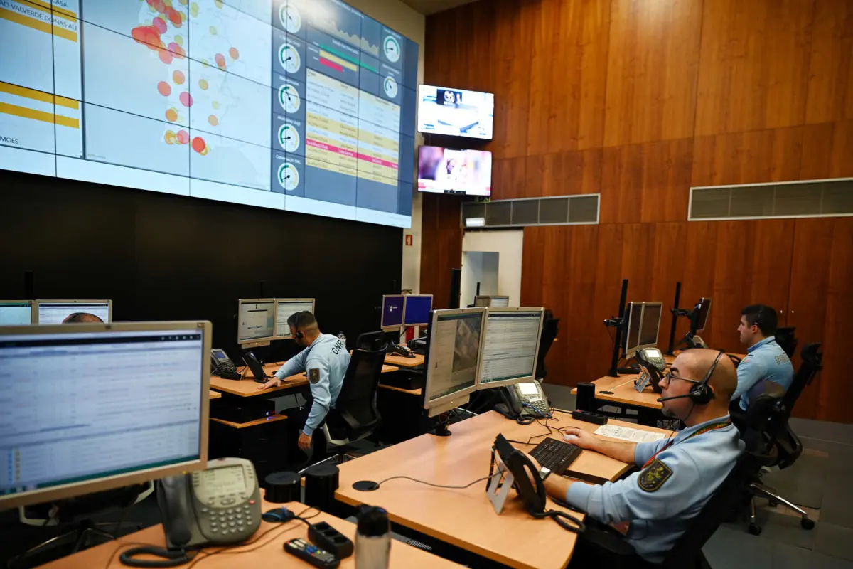 Quando há grandes incêndios, há uma multiplicidade de chamadas para o 112 a alertar para o mesmo incidente