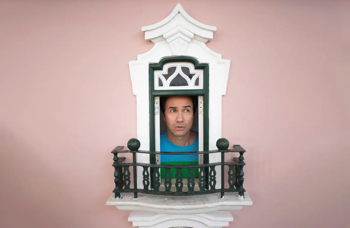 David Fonseca, que atua sexta-feira, está a celebrar 25 anos da carreira pop que começou nos Silence 4