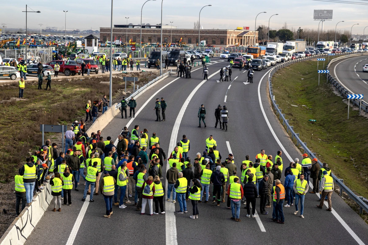 Protesto avança em direção ao centro de Madrid, em Espanha