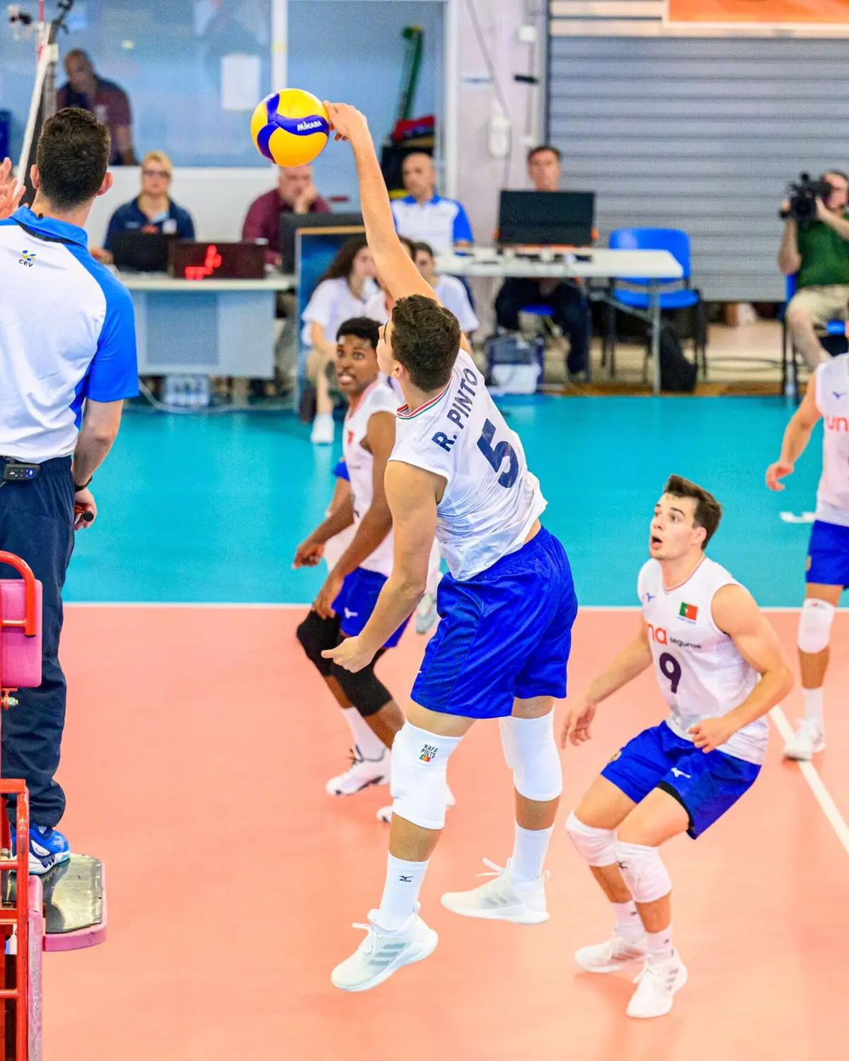 Rafael Pinto estreou-se